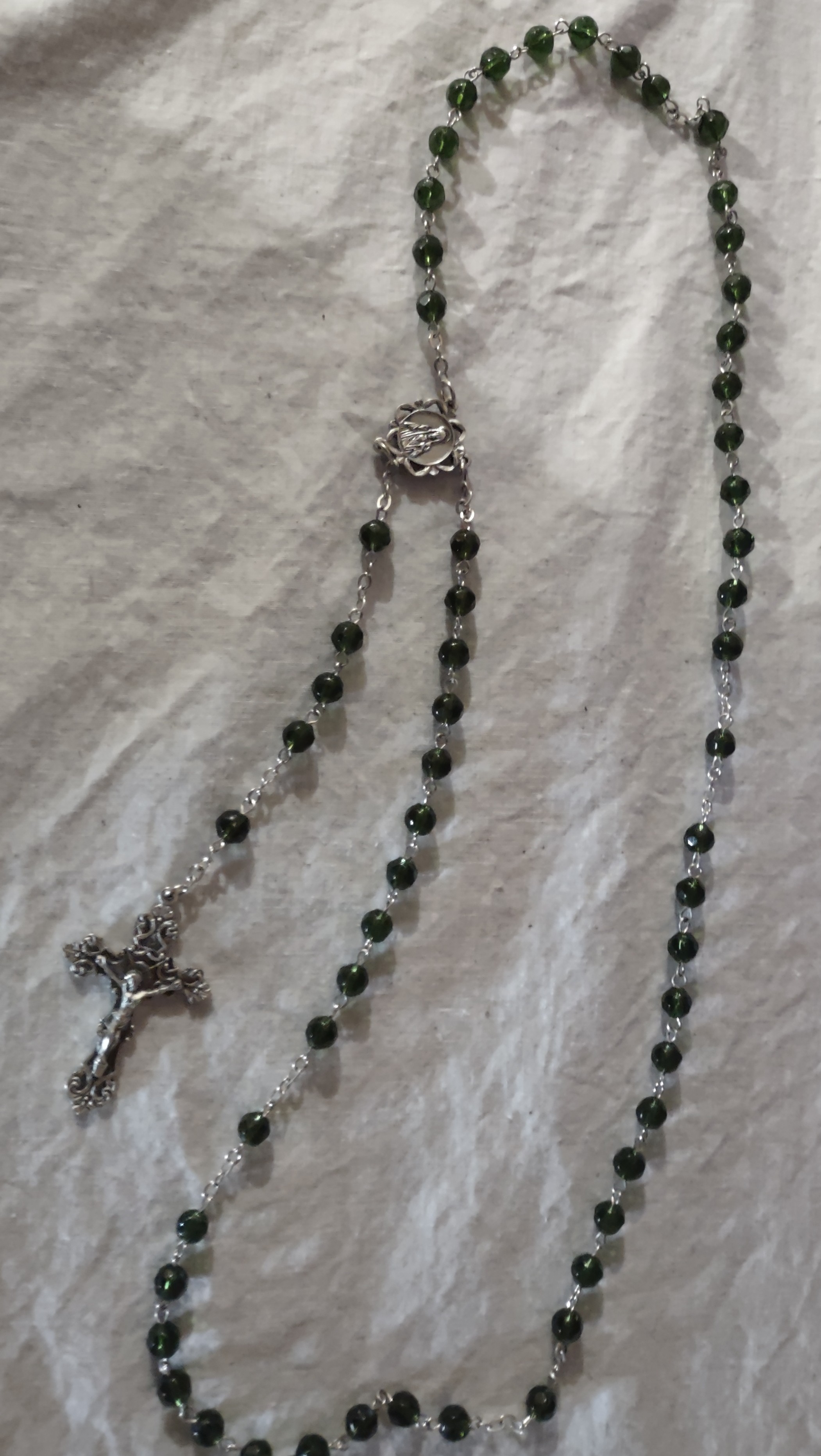 rosarywhitebackdrop rosarywhitebackdrop