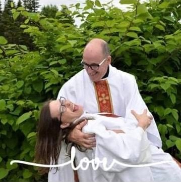 Priest's dipping love